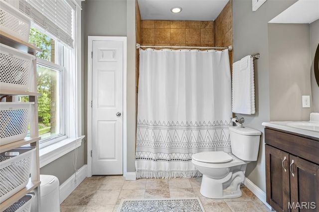 3417 Humphrey Street, St Louis, MO 63118