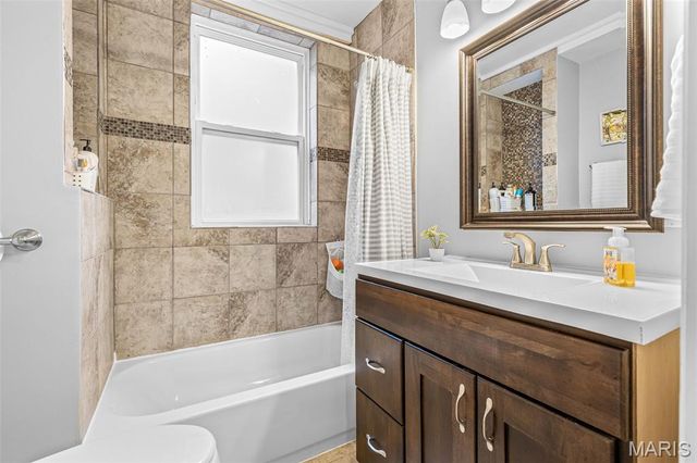 3417 Humphrey Street, St Louis, MO 63118