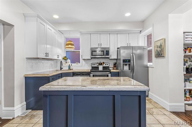 3417 Humphrey Street, St Louis, MO 63118