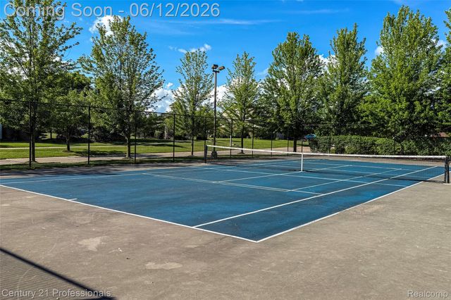 28323 Oakmonte Circle, Lyon Charter Township, MI 48165