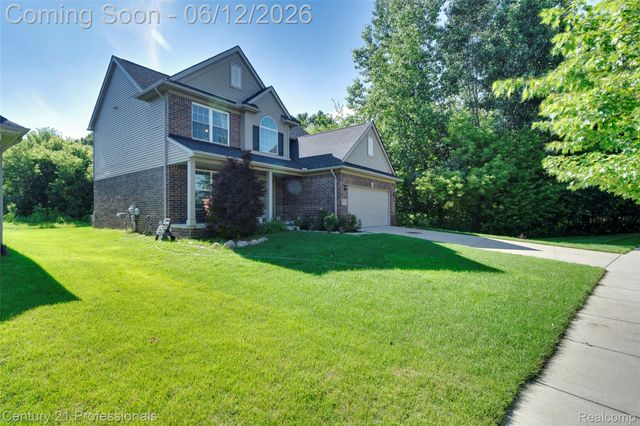 28323 Oakmonte Circle, Lyon Charter Township, MI 48165