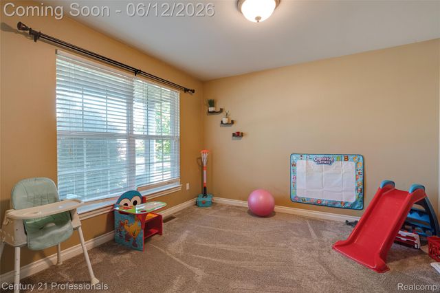 28323 Oakmonte Circle, Lyon Charter Township, MI 48165