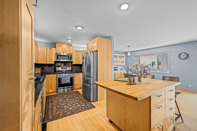 4393 Virgusell Cir, Carmichael, CA 95608