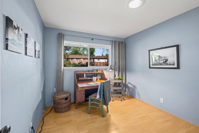 4393 Virgusell Cir, Carmichael, CA 95608