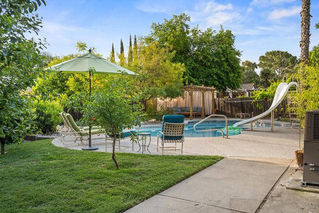4393 Virgusell Cir, Carmichael, CA 95608