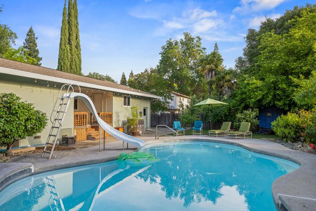 4393 Virgusell Cir, Carmichael, CA 95608