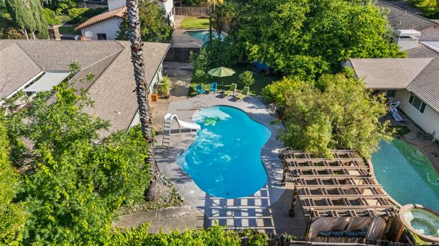 4393 Virgusell Cir, Carmichael, CA 95608