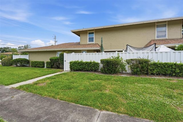 6902 EL CENTRO COURT, Tampa, FL 33634