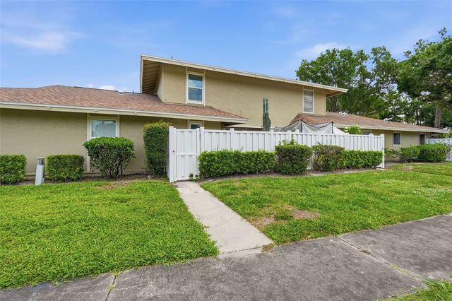 6902 EL CENTRO COURT, Tampa, FL 33634