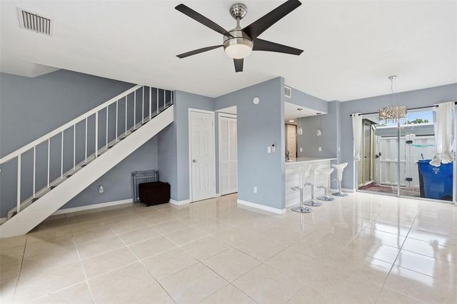 6902 EL CENTRO COURT, Tampa, FL 33634