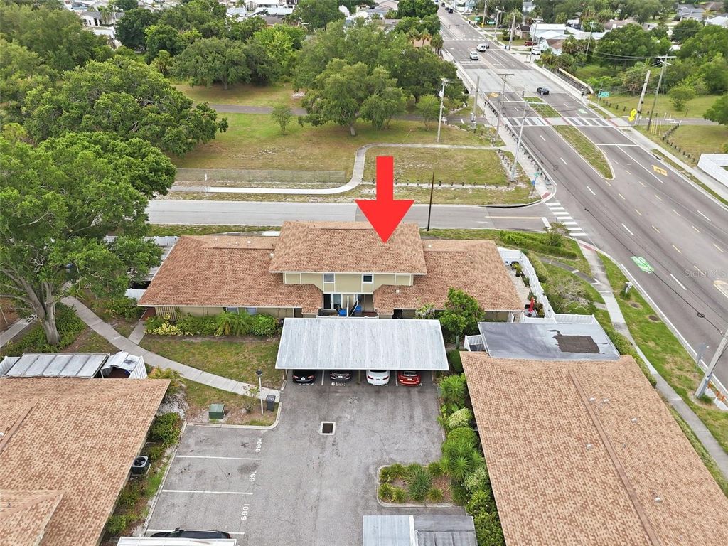 6902 EL CENTRO COURT, Tampa, FL 33634