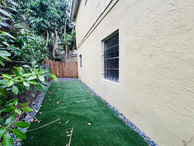 3319 S Olive, West Palm Beach, FL 33401