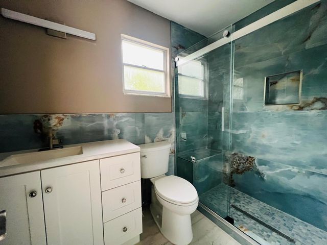 3319 S Olive, West Palm Beach, FL 33401