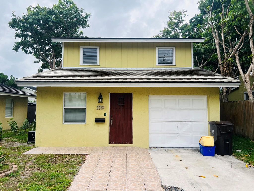 3319 S Olive, West Palm Beach, FL 33401