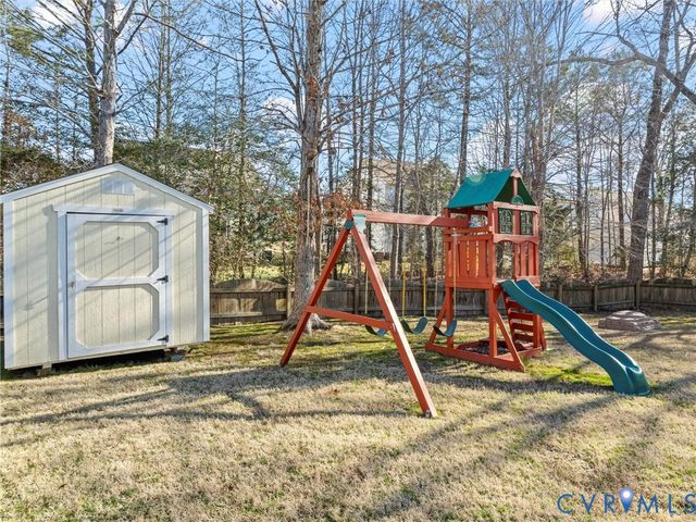 9400 Knightwood Ln, Chesterfield, VA 23832