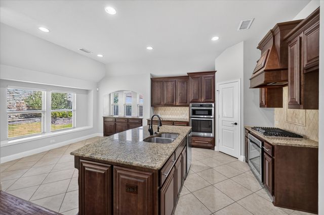 911 Birchwood Drive, Wylie, TX 75098