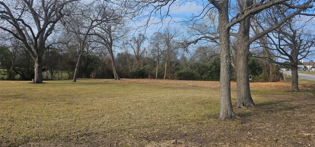 5300 Main Street, Chappell Hill, TX 77426