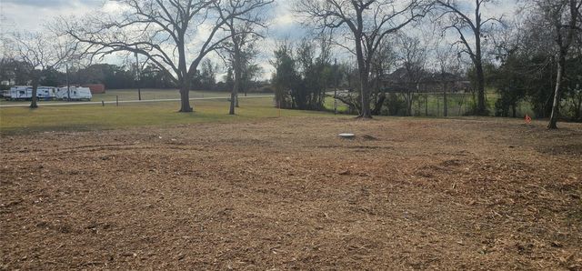 5300 Main Street, Chappell Hill, TX 77426