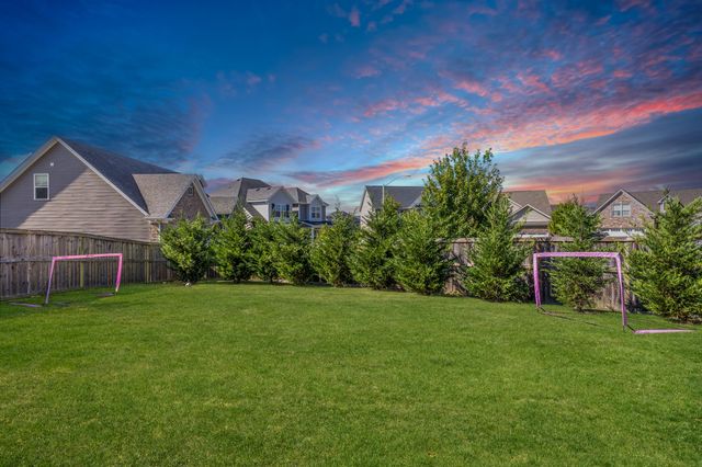 2002 Covington Drive, Lexington, KY 40509