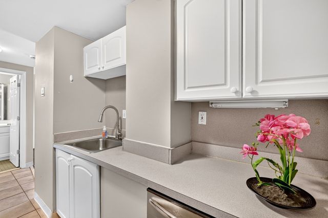 15 N Beacon St U316, Boston, MA 02134
