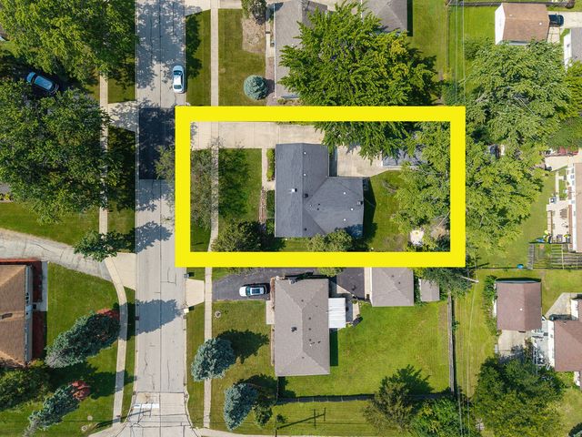 20 Maricopa Lane, Hoffman Estates, IL 60169