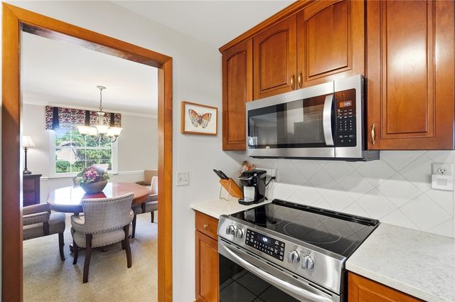 1475 Taitwood Road, Centerville, OH 45459