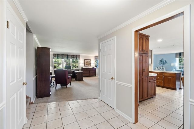 1475 Taitwood Road, Centerville, OH 45459