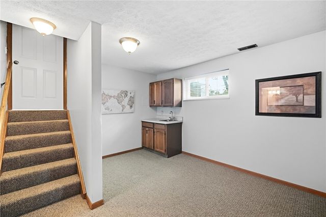 1475 Taitwood Road, Centerville, OH 45459