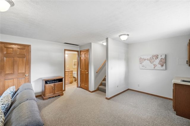 1475 Taitwood Road, Centerville, OH 45459