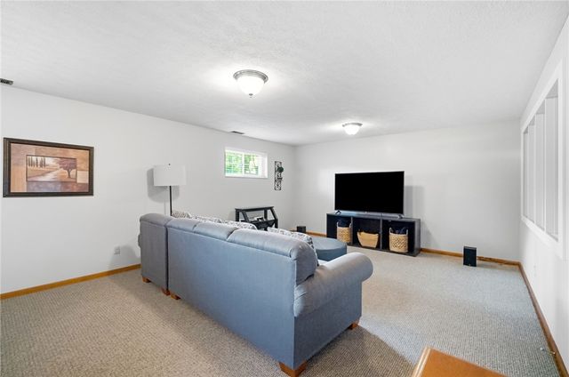 1475 Taitwood Road, Centerville, OH 45459