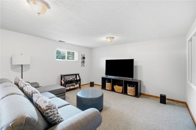 1475 Taitwood Road, Centerville, OH 45459