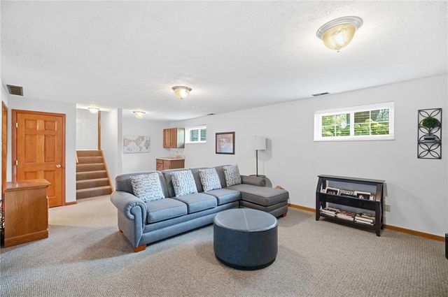 1475 Taitwood Road, Centerville, OH 45459