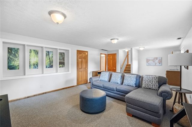1475 Taitwood Road, Centerville, OH 45459