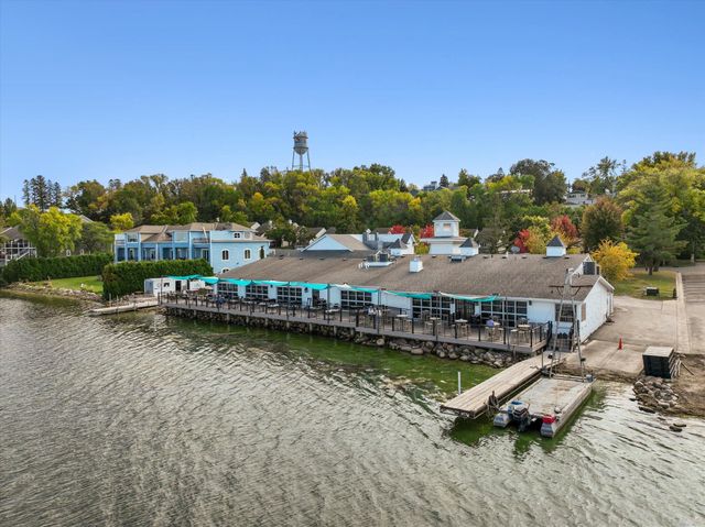 610 Goldenrod Trail, Waconia, MN 55387