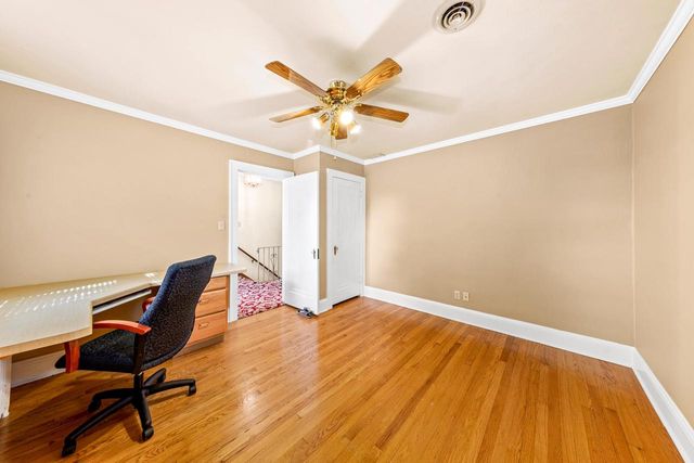 2263 Ludington AVENUE, Wauwatosa, WI 53226