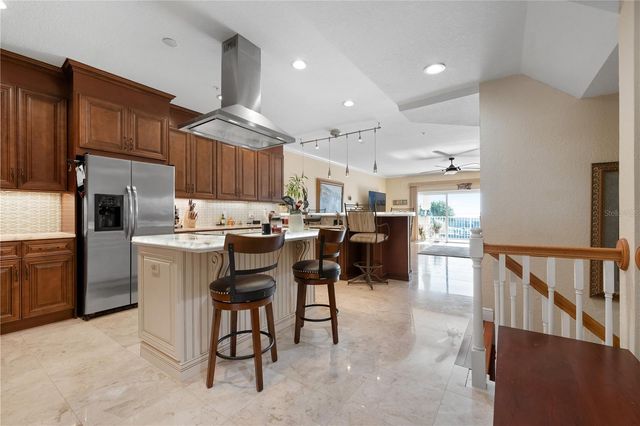 9923 MANATEE AVENUE W, Bradenton, FL 34209