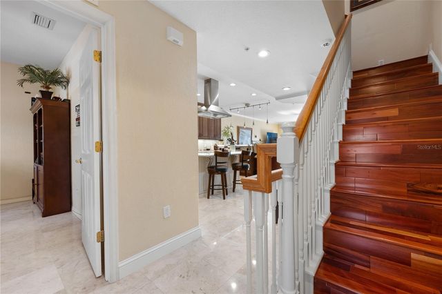 9923 MANATEE AVENUE W, Bradenton, FL 34209