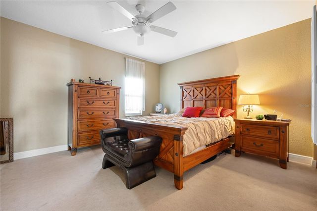 9923 MANATEE AVENUE W, Bradenton, FL 34209