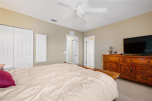 9923 MANATEE AVENUE W, Bradenton, FL 34209