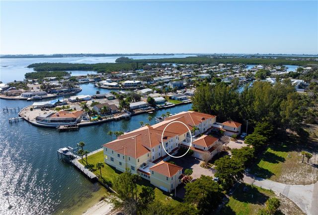 9923 MANATEE AVENUE W, Bradenton, FL 34209