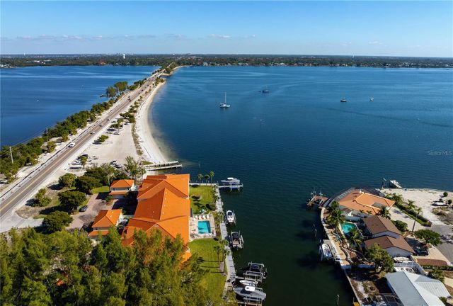 9923 MANATEE AVENUE W, Bradenton, FL 34209