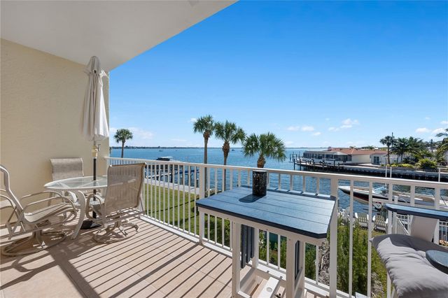 9923 MANATEE AVENUE W, Bradenton, FL 34209