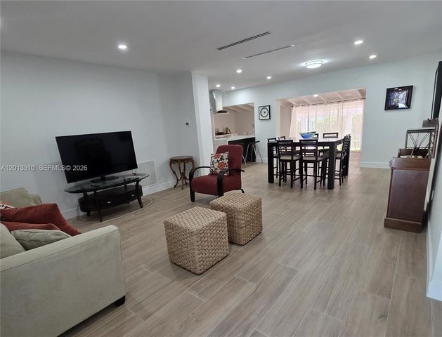 1015 Pizarro St, Coral Gables, FL 33134