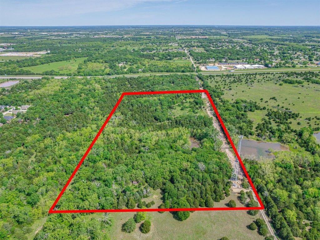 20 N Bryan Street, Shawnee, OK 74804
