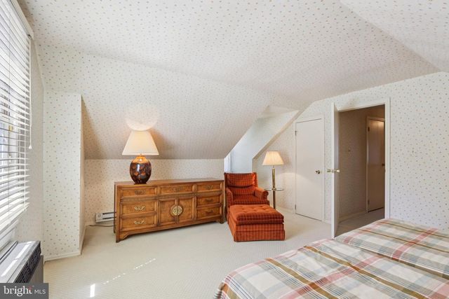 925 LEOPARD RD, Jenkintown, PA 19046