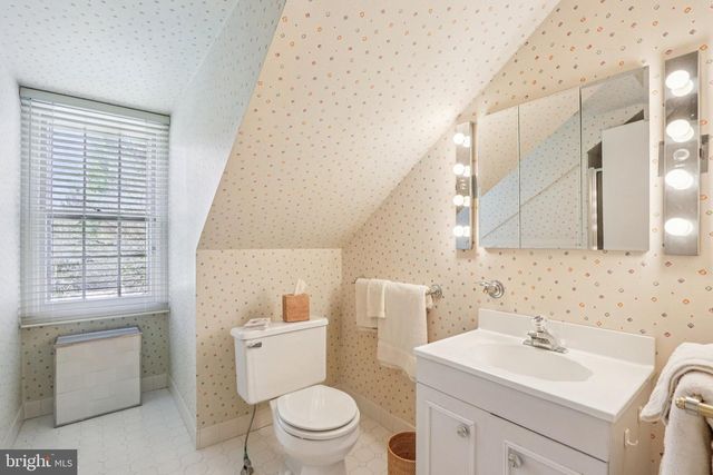 925 LEOPARD RD, Jenkintown, PA 19046