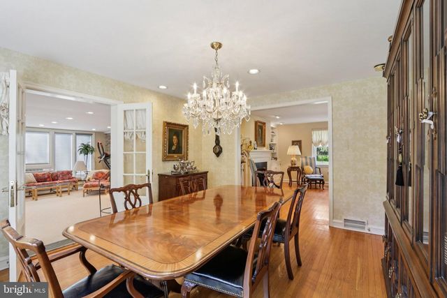 925 LEOPARD RD, Jenkintown, PA 19046