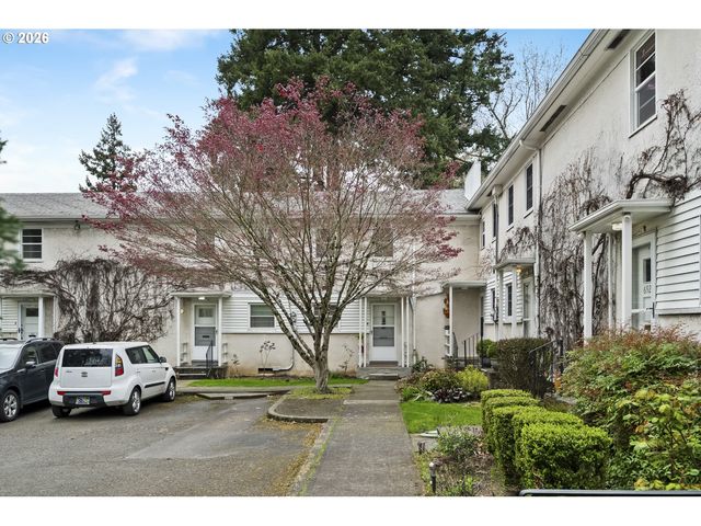 6923 Ne BROADWAY, Portland, OR 97213