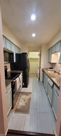 9700 Leawood Boulevard 1410, Houston, TX 77099