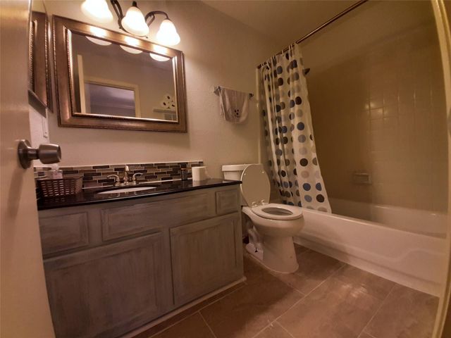9700 Leawood Boulevard 1410, Houston, TX 77099